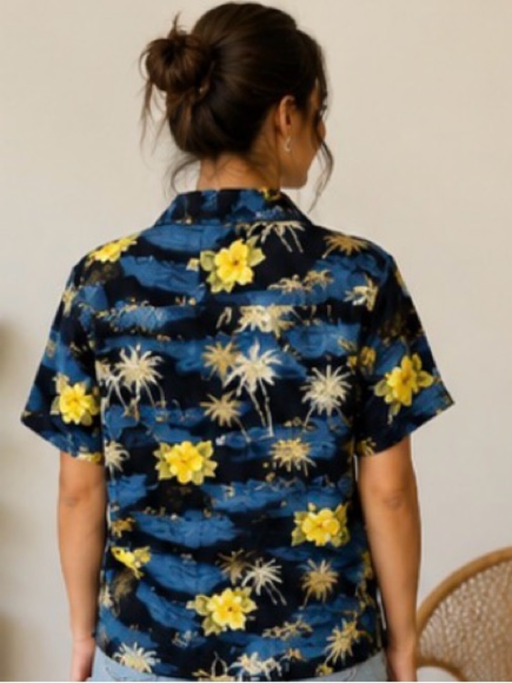 Y2K Caribbean Joe Hawaiian Shirt | Tropical Rayon Button Front Top | Size Large - Picture 2 of 5